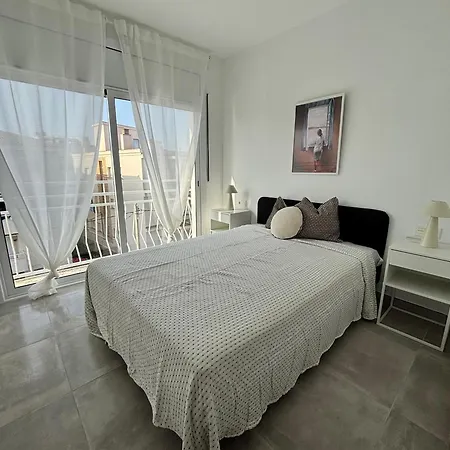 Apartment Sea Views Sanatori Deluxe, Barcelona